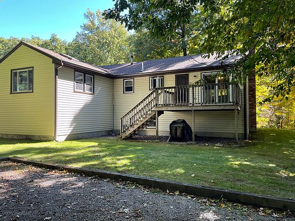 2nd image of 166 Stearns Ave