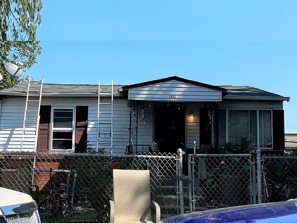 1st image of 1903 E 31st St