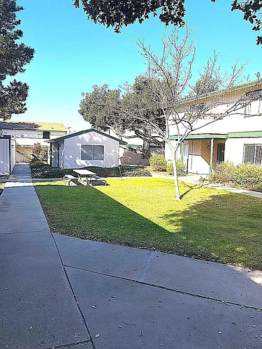 240 Aspen St Photo 1