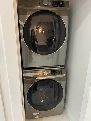 Rented by Sany Realty Group, LLC | media 8