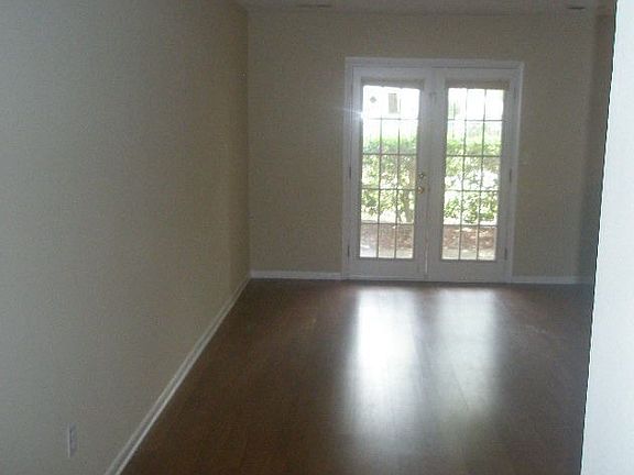 3rd image of 3599 Woodbriar Cir APT G