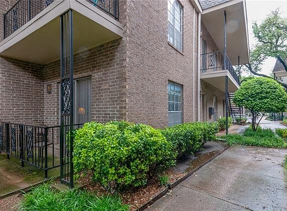 4th image of 4434 Harlanwood Dr APT 122