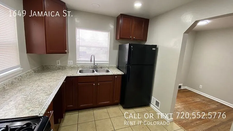 Coming Soon Charming 2-Bedroom Home In A Quiet Aurora Neighborhood! — Photo 4