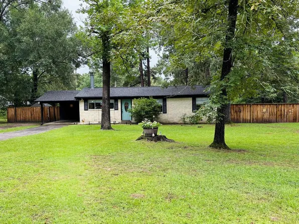 158 Bois Darc Ln, Lufkin, TX 75904