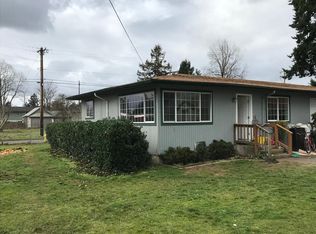 17627 SE Division St, Portland, OR 97236