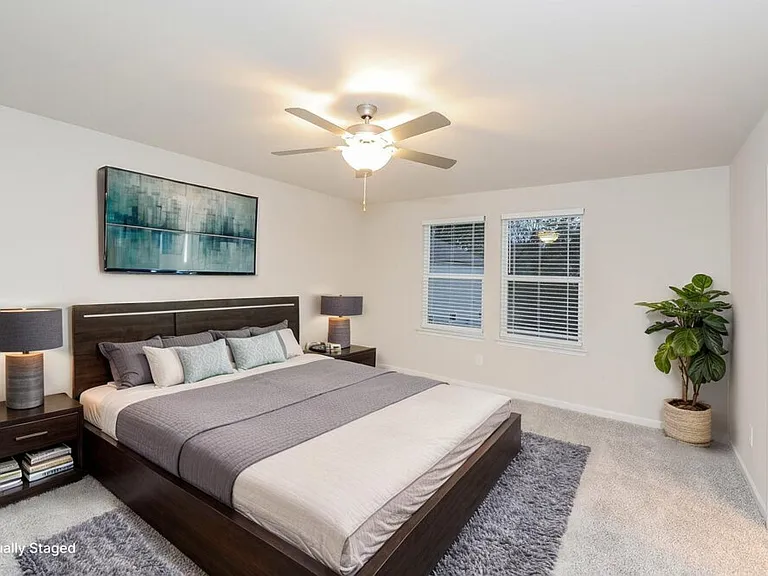 6068 Hickory Creek Ct — Photo 12