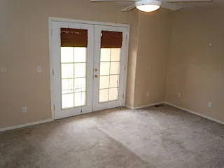 1907 Girard Blvd NE — Photo 11