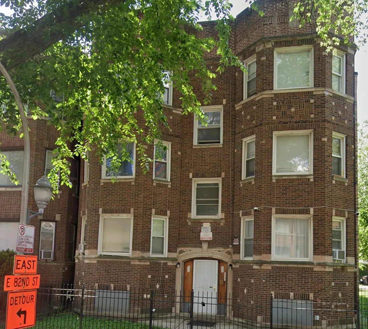 2 bed, $1,350 — Photo 4