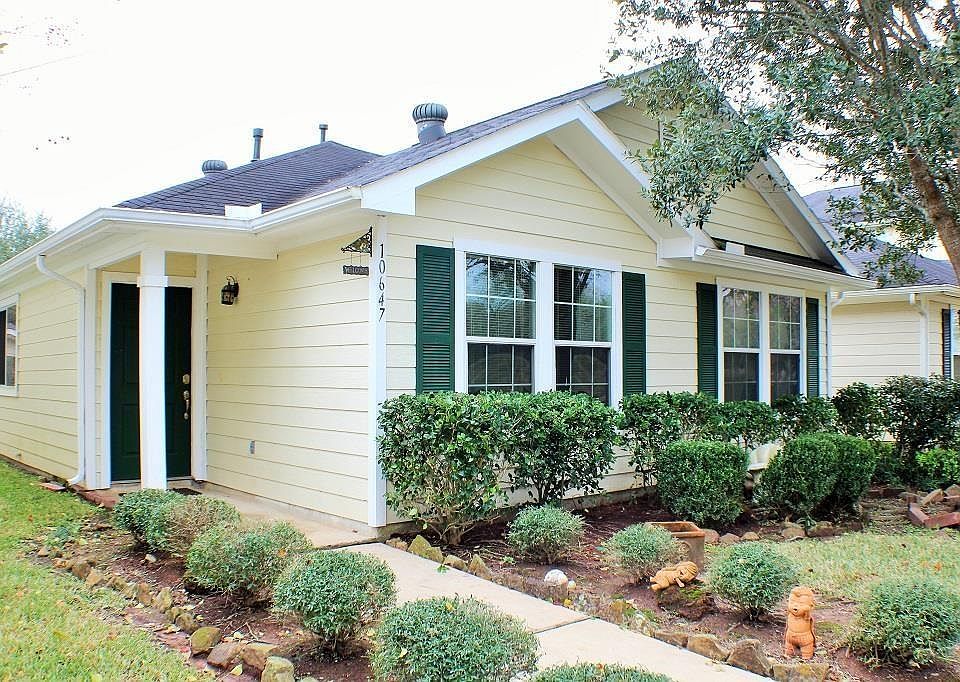 1st image of 10647 Cobblecreek Way