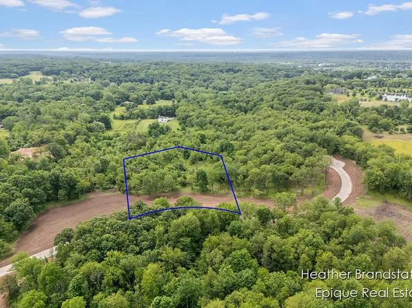 6230 NE Wilden Ridge Dr, Ada, MI 49301