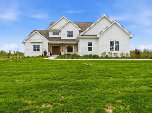14141 N Lake Shore DRIVE, Mequon, WI 53097
