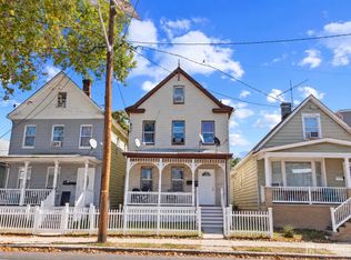 676 Charles St, Perth Amboy, NJ 08861
