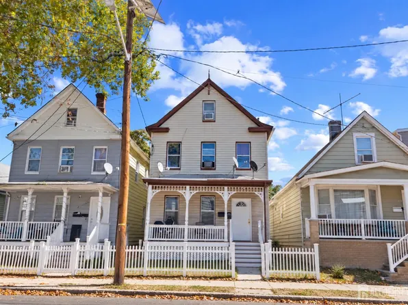 676 Charles St, Perth Amboy, NJ 08861
