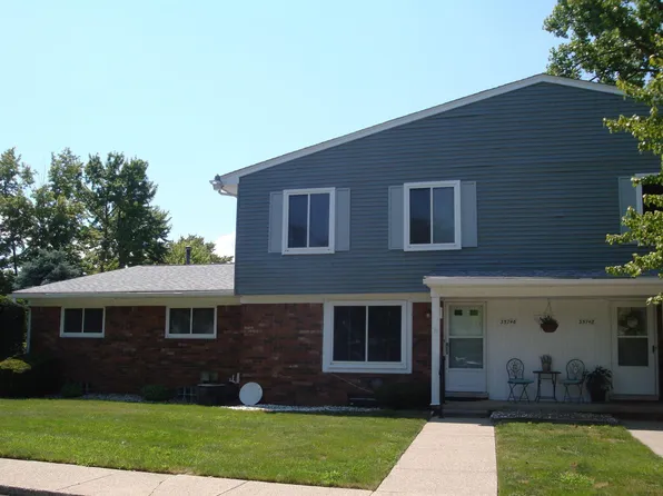 35746 Union Lake Rd, Harrison Township, MI 48045