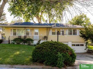 1622 N 75th St, Omaha, NE 68114