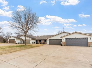 1385 Rum River Ct, Milaca, MN 56353