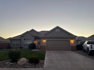 2562 S 400 W, Washington, UT 84780