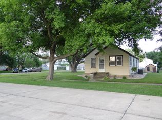 204 S 1st St, Terril, IA 51364
