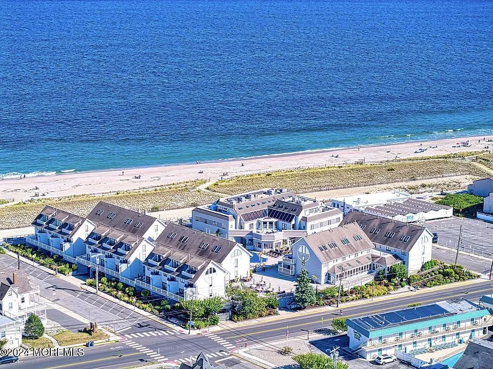900 Ocean Ave #29