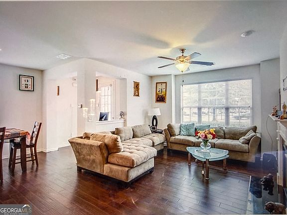 3rd image of 7808 Rutgers Cir