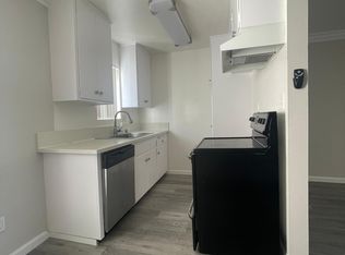 16850-1 Chatsworth St #32-16850, Granada Hills, CA 91344