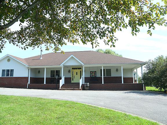 2nd image of 11137 N 1550th Blvd