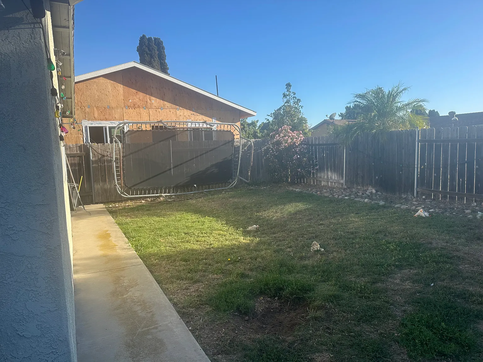 4 bed, 1320 sqft, $1,350 — Photo 4