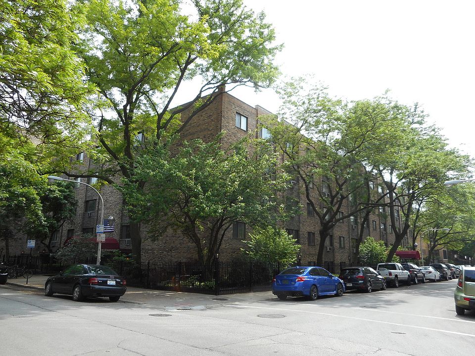 1st image of 3620 N Pine Grove Ave APT 408