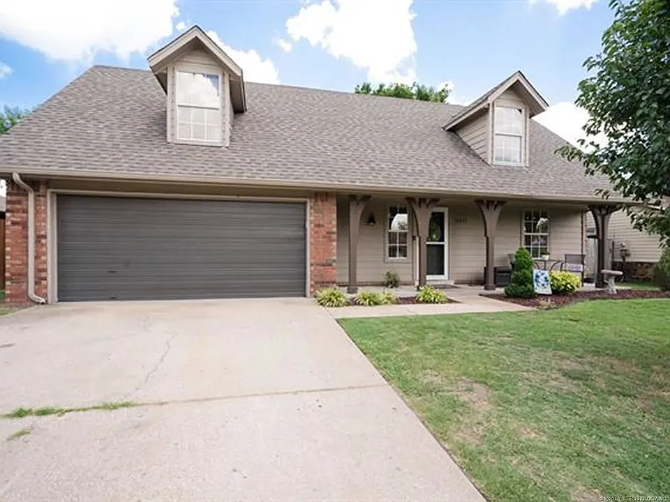 8215 N 121st East Ave
