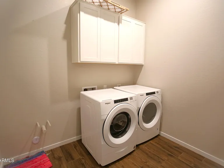 1201 E Cherrywood Pl — Photo 54