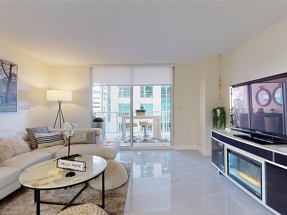 2nd image of 1200 Brickell Bay Dr APT 1514