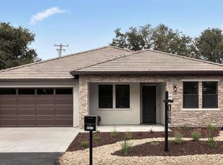 5027 Engle Rd, Carmichael, CA 95608