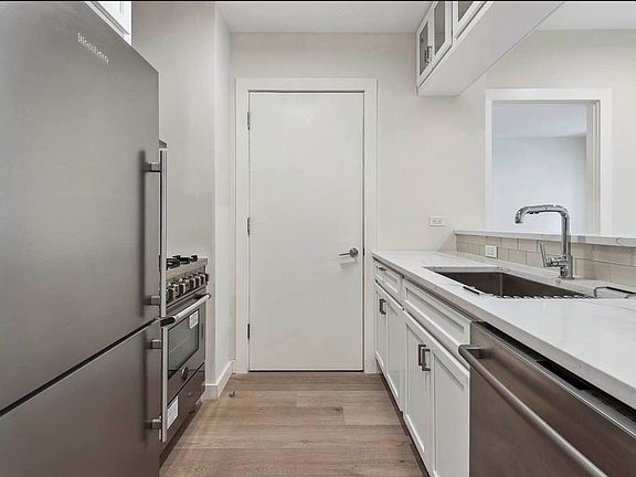 5th image of 1105 Lex Ave #4A