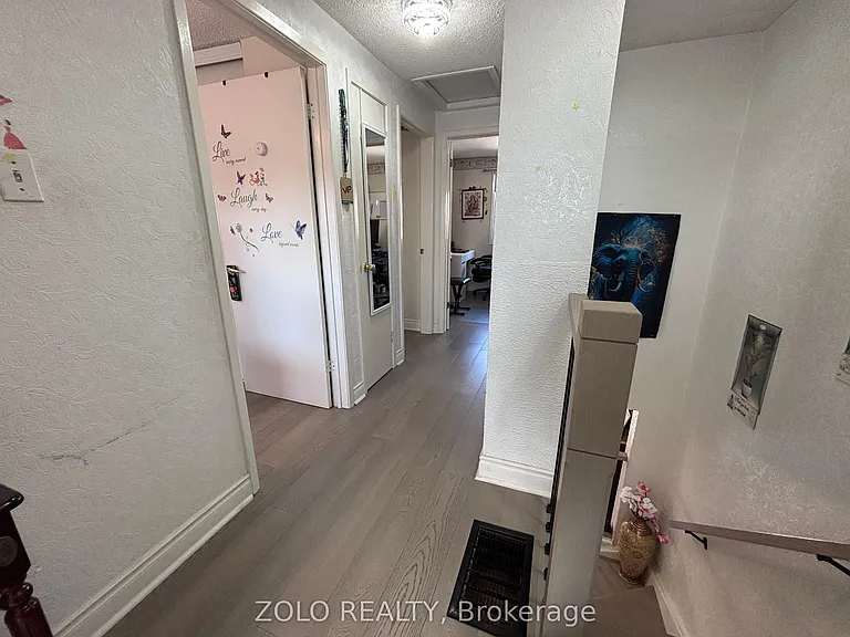 34 Primrose Cres — Photo 10
