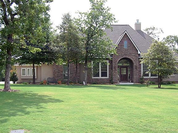 5th image of 11515 Royal Hill Ct