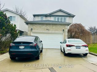 287 Resurrection Dr, Kitchener, ON N2N 3H4
