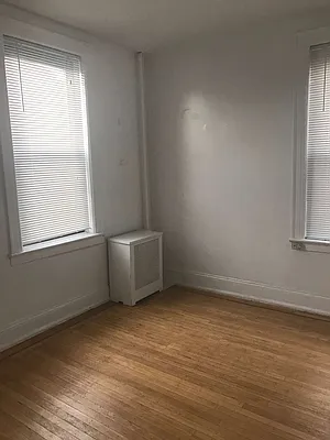 Rented by Johanna Vasiliadis, LREB | media 8