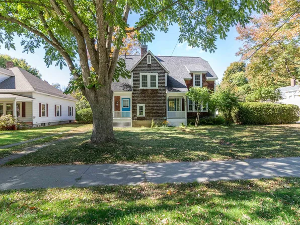 566 Main Street, Derby, VT 05830