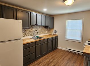 120 Gallup Hill Rd APT 1A, Ledyard, CT 06339