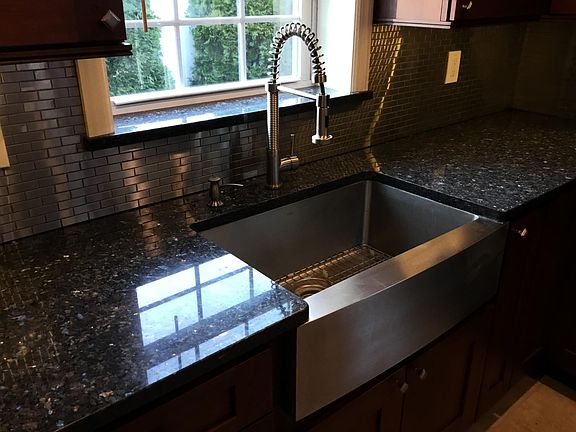 4th image of 48 Island Blvd #2