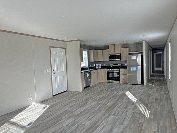 3rd image of 613 Polk St #36