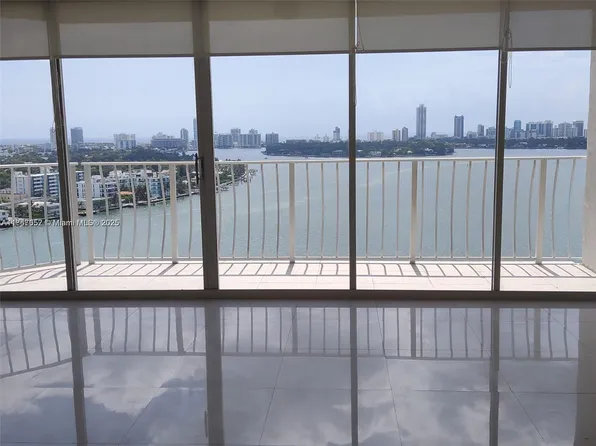 7601 E Treasure Dr APT 2018, North Bay Village, FL 33141