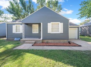 2233 E Menlo St, Wichita, KS 67211