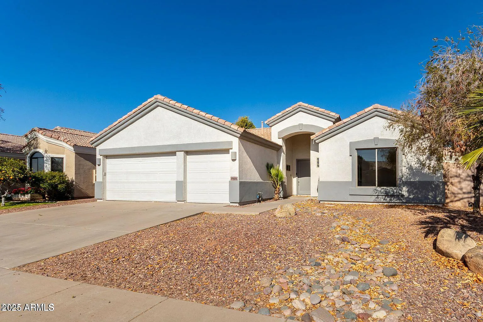 5 bed, 3.0 bath, 3015 sqft, $3,695 — Photo 2