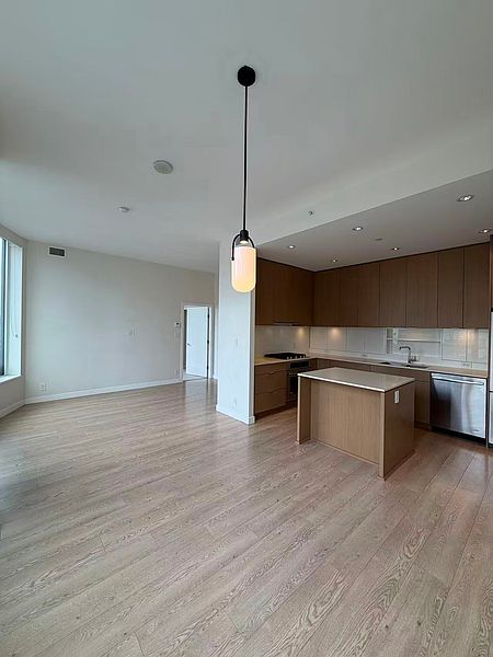 Vancouver Apartment for rent - 2 Bedrooms — photo 9