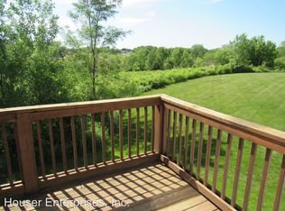 12 Redtail Ct, Coralville, IA 52241