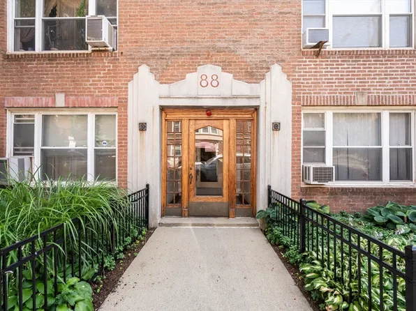 88 Strathmore Rd APT 7, Brighton, MA 02135