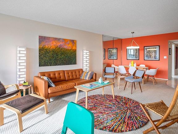 4th image of 575 Oaks Lane #702