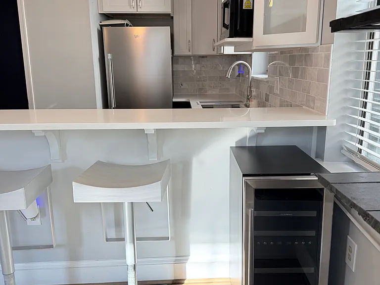 661 Morris Pl NE #3 — Photo 6