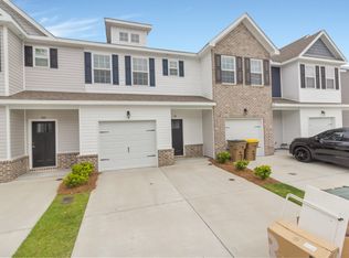 98 Horizon Ln, Richmond Hill, GA 31324